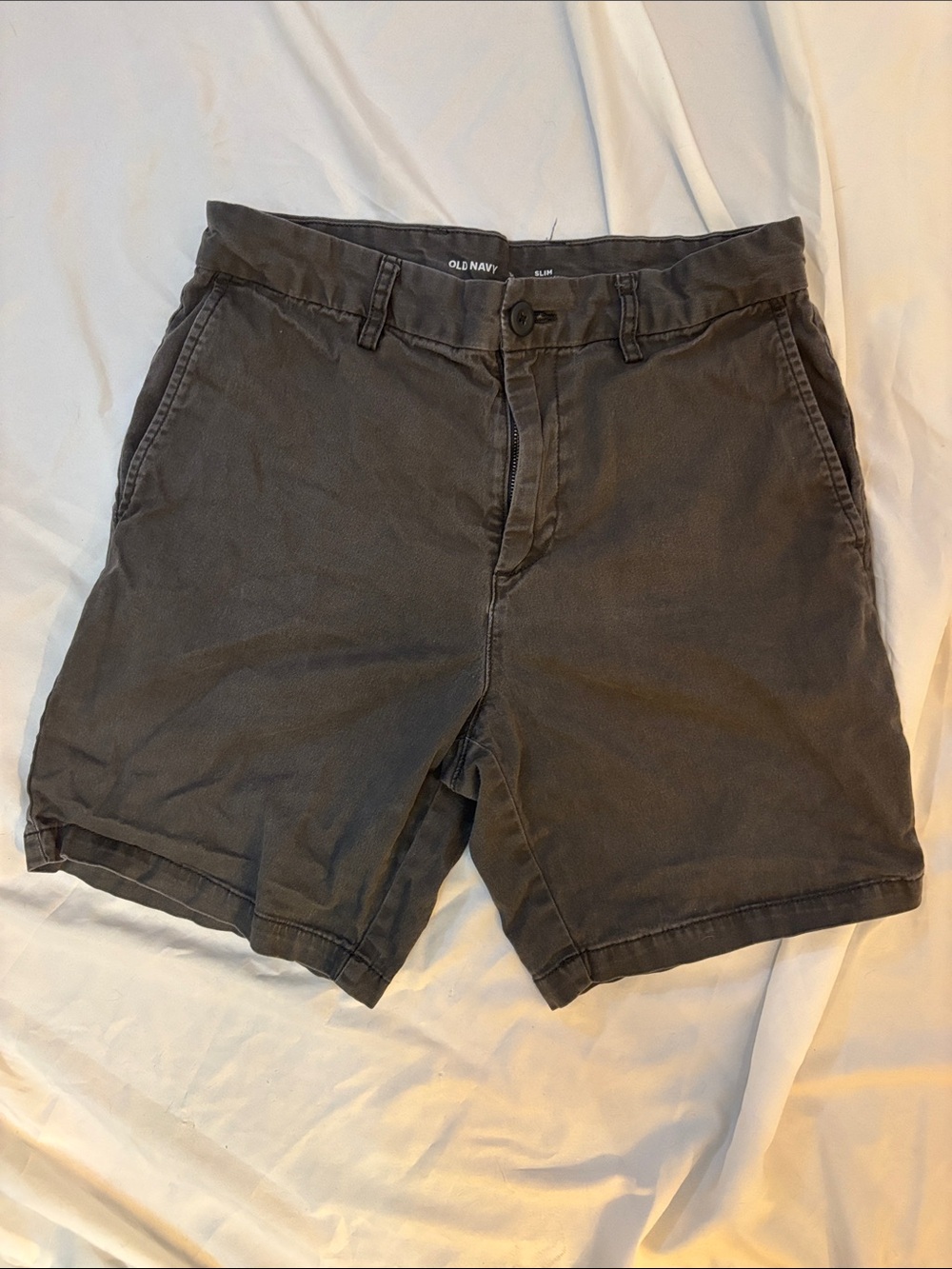 Old Navy Men's Charcoal Flat-Front Chino Shorts